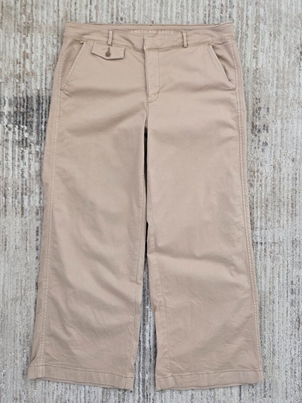 American Eagle Wide Leg Trouser Pants Womens Tan Herringbone Pattern 12 Short